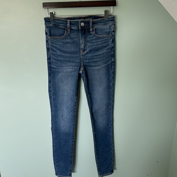 American Eagle Next Level Stretch Size 4 - Picture 5 of 7